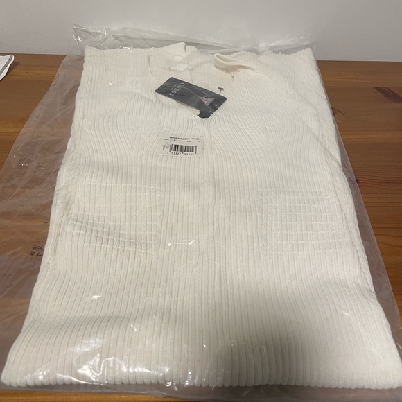 Guess sweater dress - Picture 2 of 2